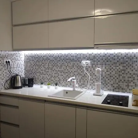 Brand New One-bedroom Apartment *
